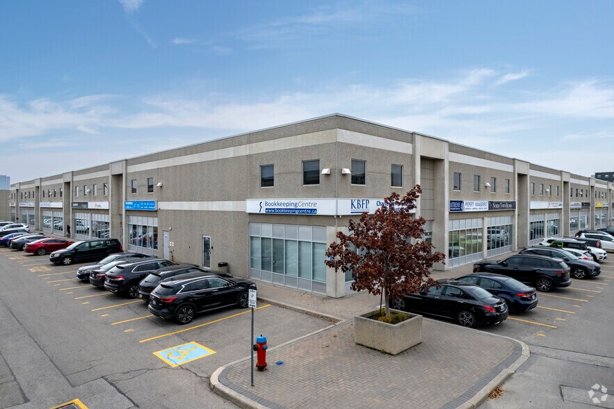 100 Bass Pro Mills Dr, Vaughan, ON à vendre - Photo principale - Image 1 de 1