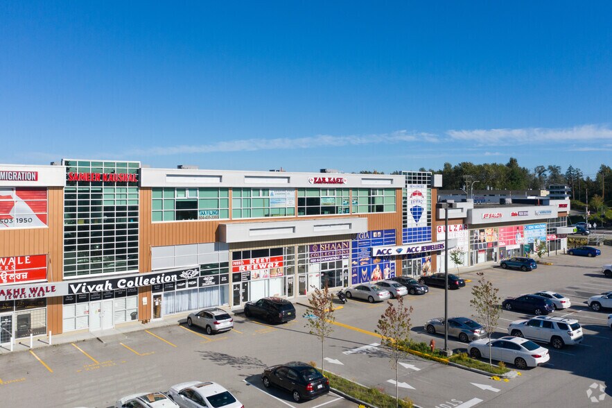 12899 80th Ave, Surrey, BC à vendre - Photo du bâtiment - Image 3 de 4