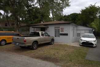 More details for 7525 NE Miami Ct, Miami, FL - Multifamily for Sale