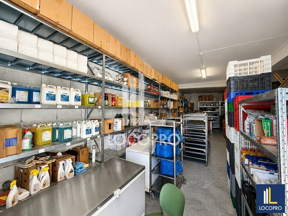 Flex in Antibes for sale Interior Photo- Image 1 of 10
