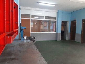 Plus de détails pour Commerce de détail à vendre