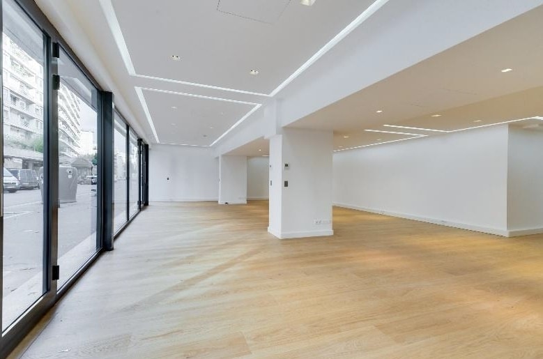 39-47 Rue Du Docteur Blanche, Paris for lease - Interior Photo - Image 2 of 7