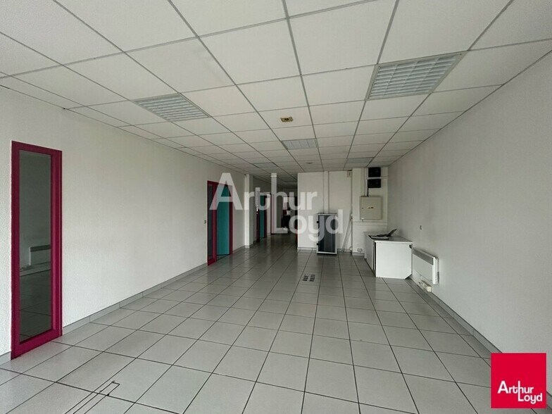 Office in Cesson-Sévigné for sale - Interior Photo - Image 3 of 6