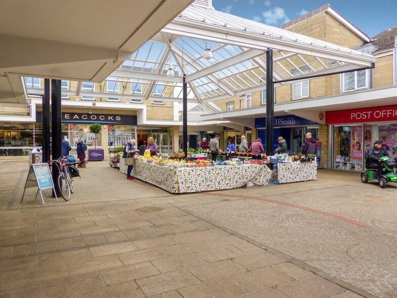 North Row, Warminster for lease - Building Photo - Image 3 of 19