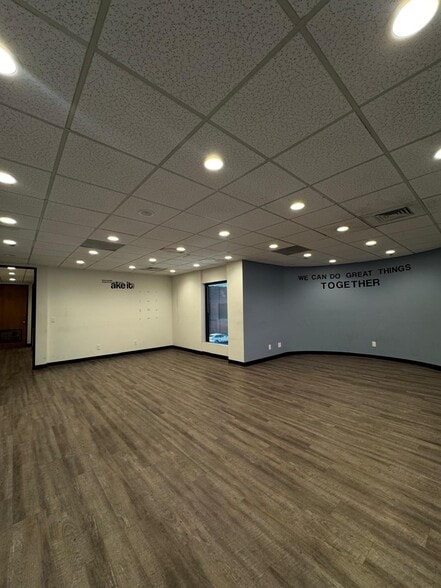 722 E Osborn Rd, Phoenix, AZ à louer - Photo intérieure - Image 2 de 17
