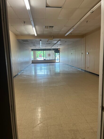 801 Blackwood Clementon Rd, Lindenwold, NJ à louer - Photo du bâtiment - Image 2 de 17
