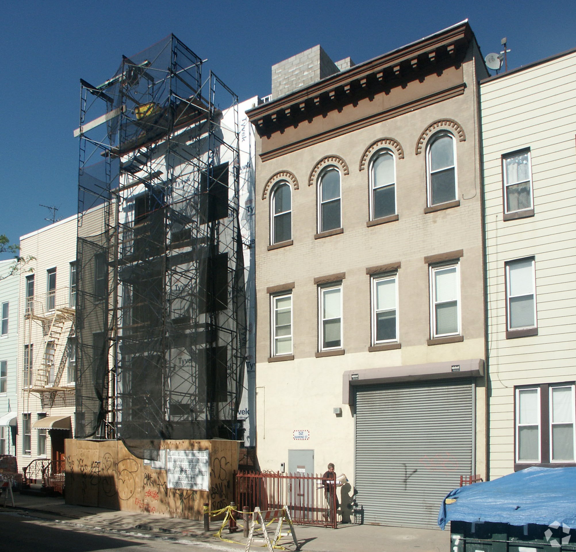 52-54 Diamond St, Brooklyn, NY à louer Photo principale- Image 1 de 8