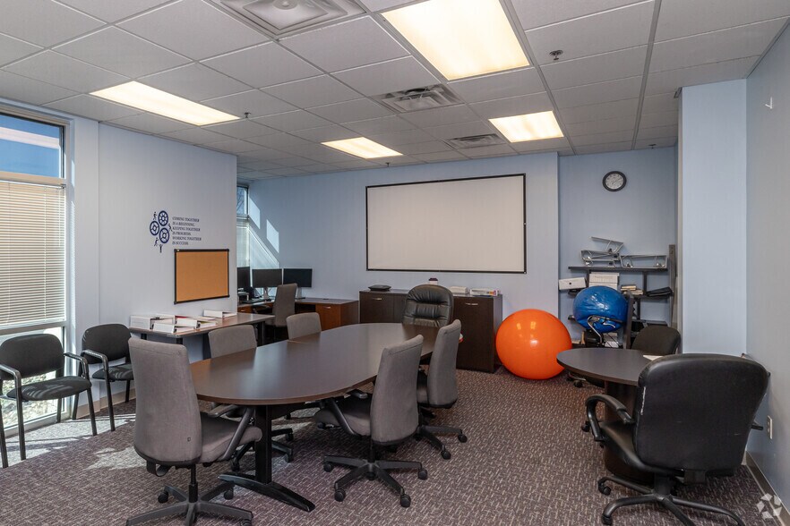 20101 E Jackson Dr, Independence, MO à louer - Photo intérieure - Image 3 de 20