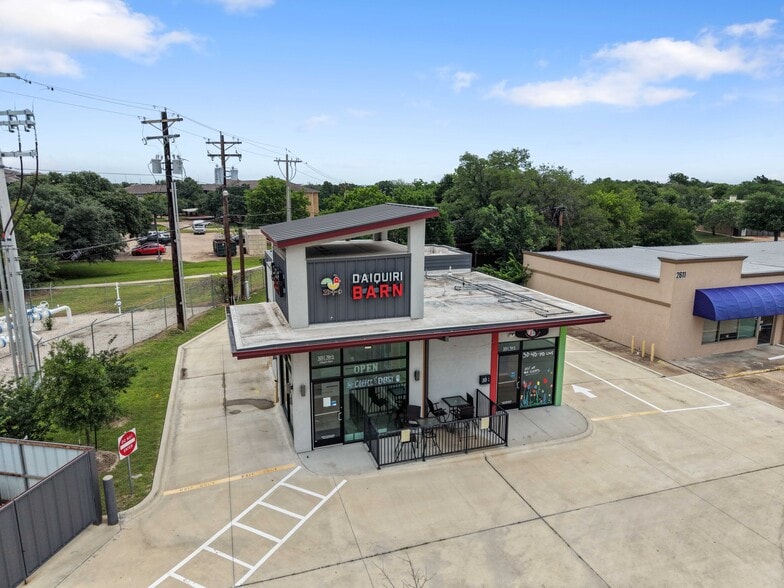 2609 E 29th St, Bryan, TX à vendre - Photo du bâtiment - Image 1 de 11
