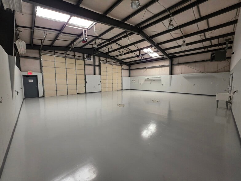 16501 S Crater Rd, Petersburg, VA for lease - Building Photo - Image 3 of 11