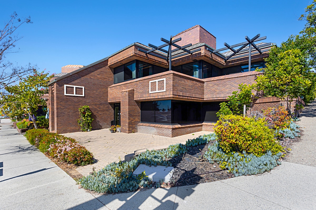 915 Camino del Mar, Del Mar, CA for lease Primary Photo- Image 1 of 18