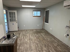 800 Gold St, Manchester, NH à louer Photo intérieure- Image 1 de 8