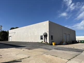 Plus de détails pour 20 NE 46th St, Oklahoma City, OK - Industriel à louer