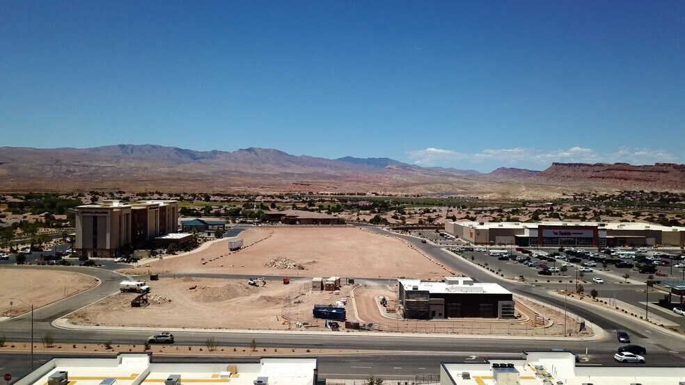 4609 Pioneer Rd, St George, UT à louer - Photo du bâtiment - Image 2 de 6