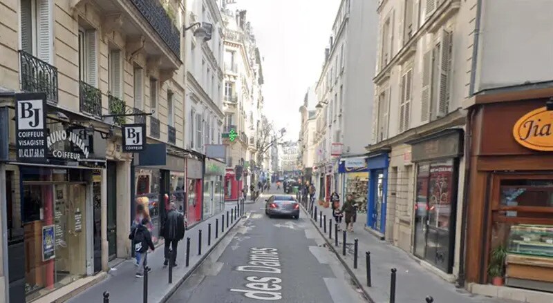 Commerce de détail dans Paris à louer - Photo du bâtiment - Image 2 de 2