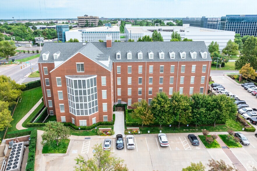 6300 N Western Ave, Oklahoma City, OK for sale - Aerial - Image 3 of 6