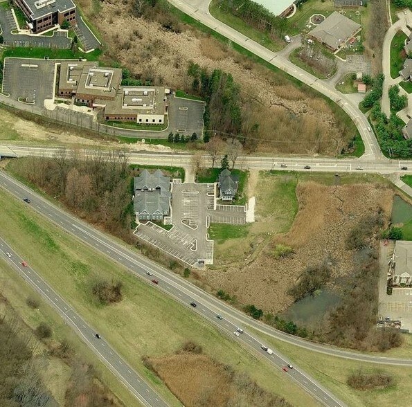 481 N Cleveland Massillon Rd, Akron, OH à vendre - Photo principale - Image 1 de 10