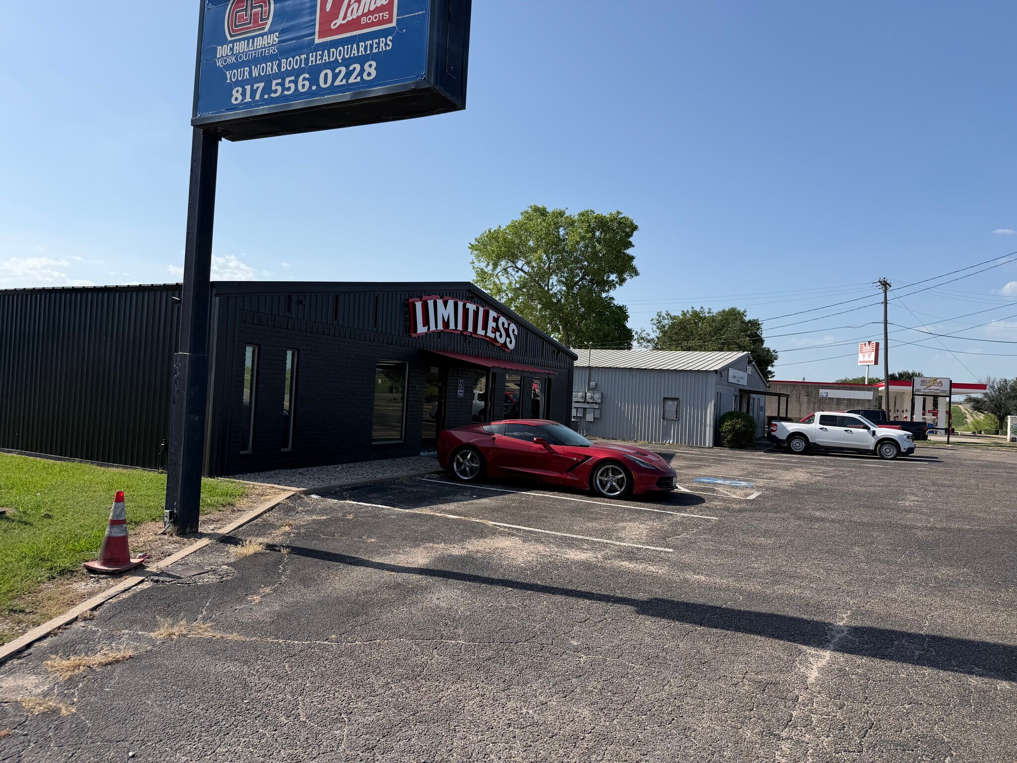 2201 N Main St, Cleburne, TX for sale Building Photo- Image 1 of 19