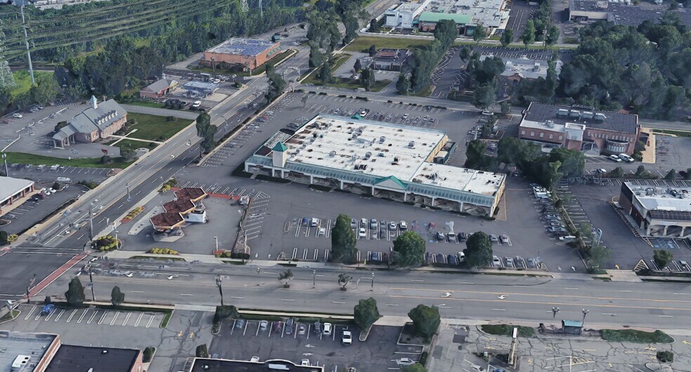 757-763 Bloomfield Ave, West Caldwell, NJ à louer - Photo du bâtiment - Image 1 de 3