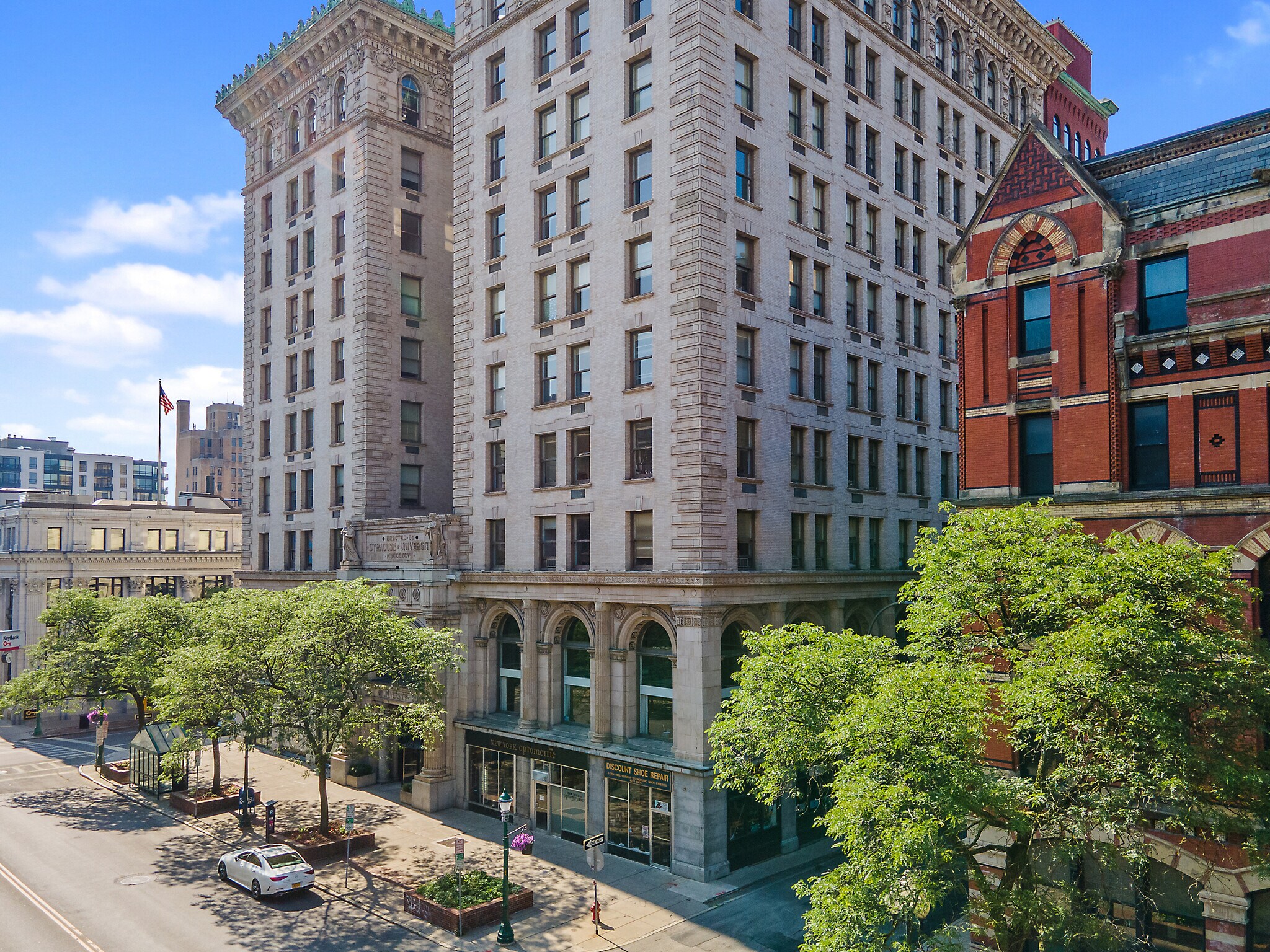120 E Washington St, Syracuse, NY à louer Photo du bâtiment- Image 1 de 22