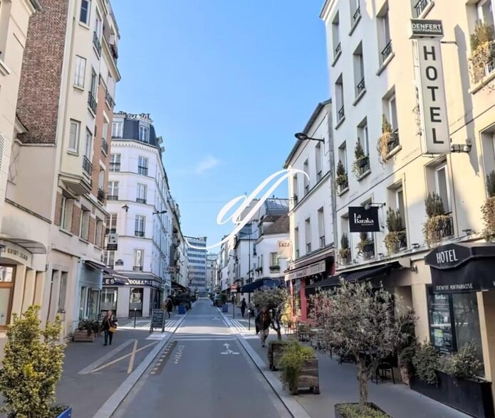 Retail in Paris for lease - Building Photo - Image 1 of 1