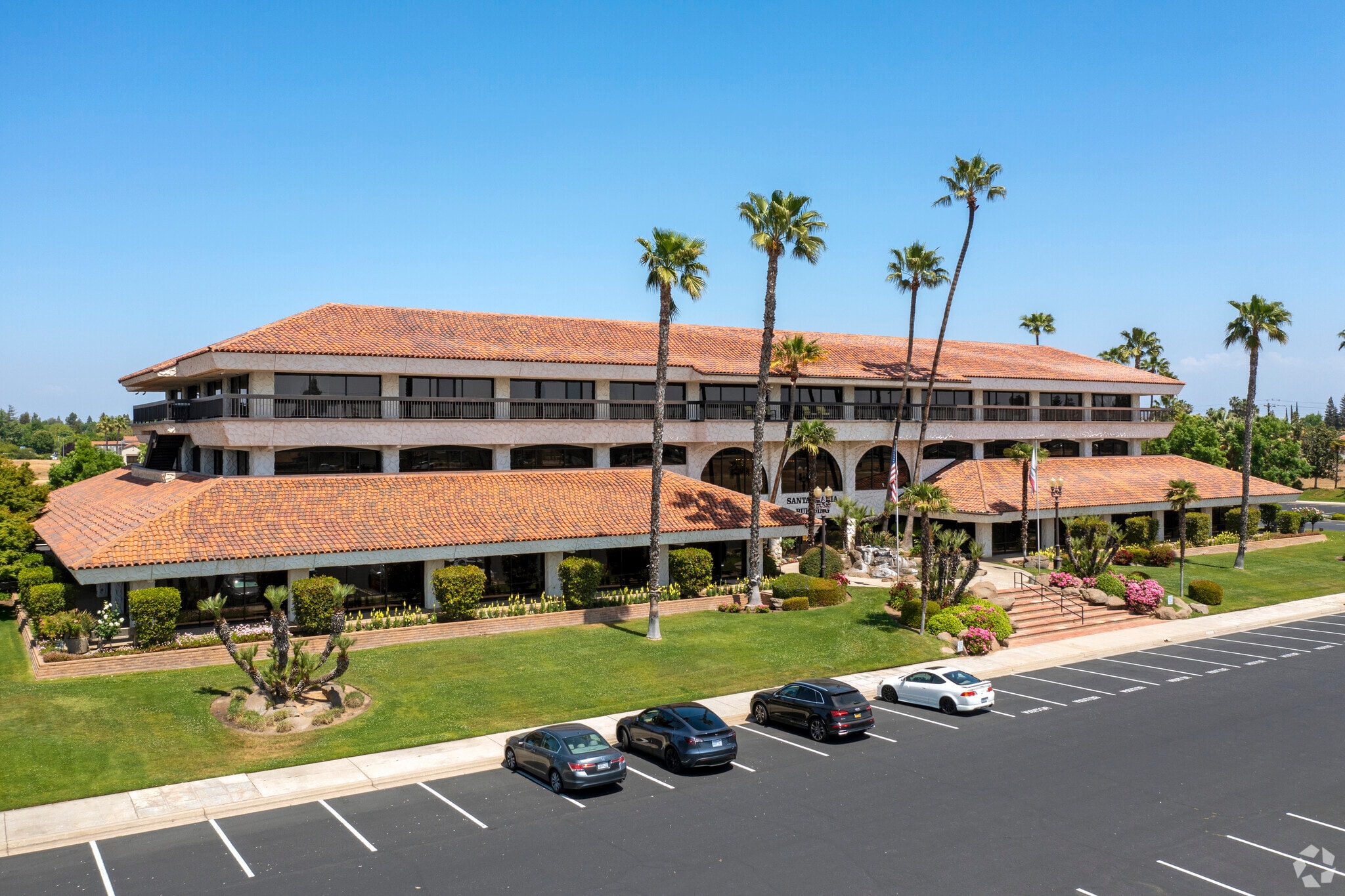 575 E Locust Ave, Fresno, CA for sale Primary Photo- Image 1 of 7