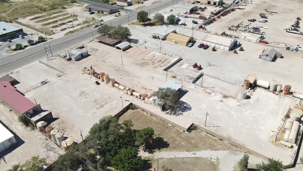 2210 W Marland St, Hobbs, NM à vendre - Photo du bâtiment - Image 3 de 19