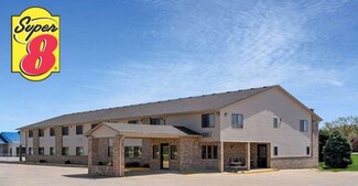 Plus de détails pour 1520 10th Ave N, Humboldt, IA - Services hôteliers à vendre