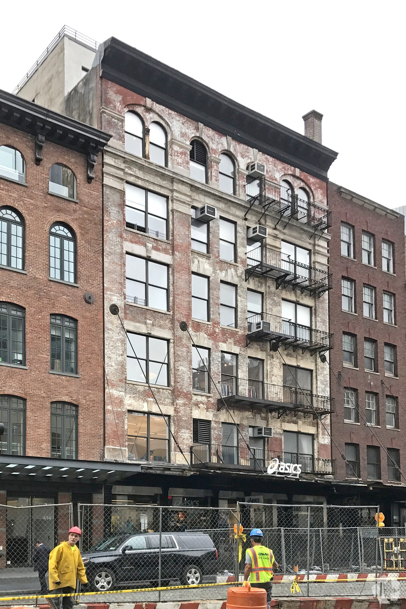 420 W 14th St, New York, NY à louer Photo principale- Image 1 de 10