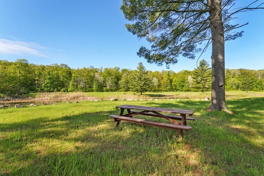 M-55 & M-37, Wellston, MI à vendre - Photo du bâtiment - Image 3 de 15