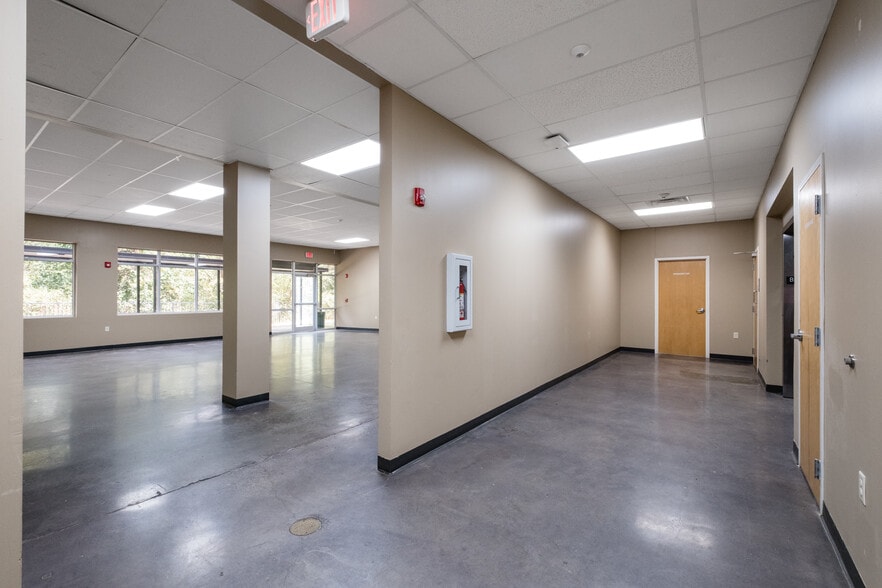 1815 Rahling Rd, Little Rock, AR for sale - Building Photo - Image 3 of 10