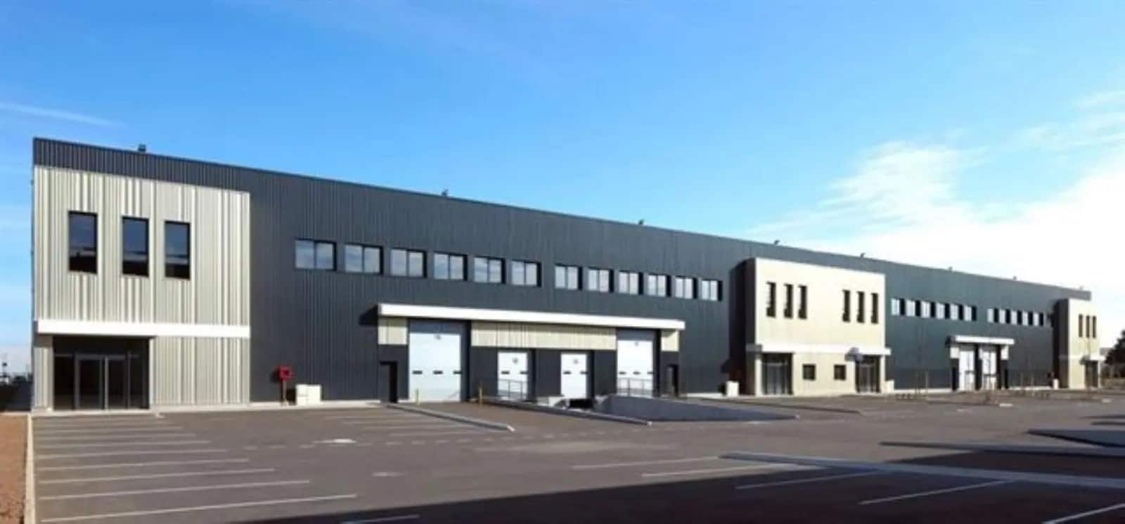 Flex in Saint-Bonnet-de-Mure for lease Building Photo- Image 1 of 20