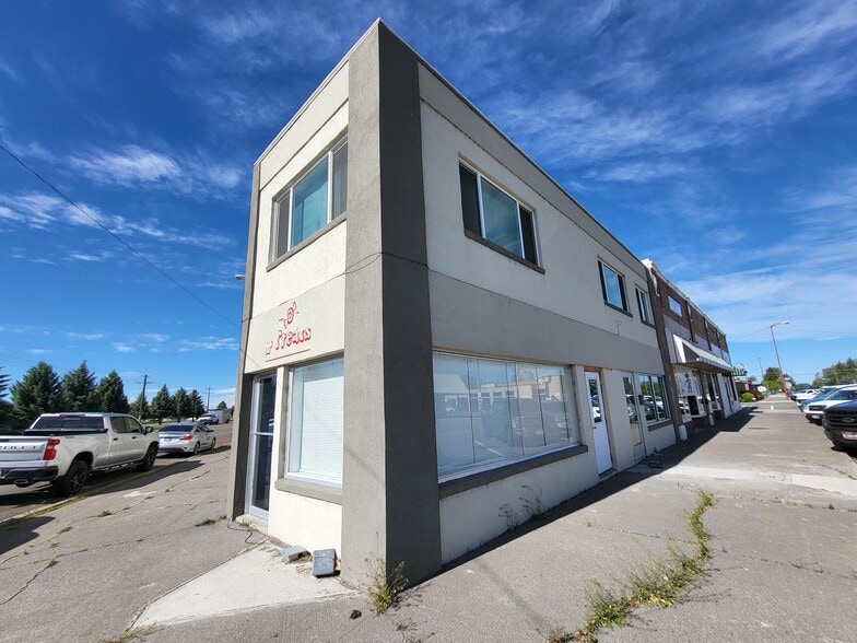 184 W Pine St, Shelley, ID à louer - Photo du bâtiment - Image 2 de 9
