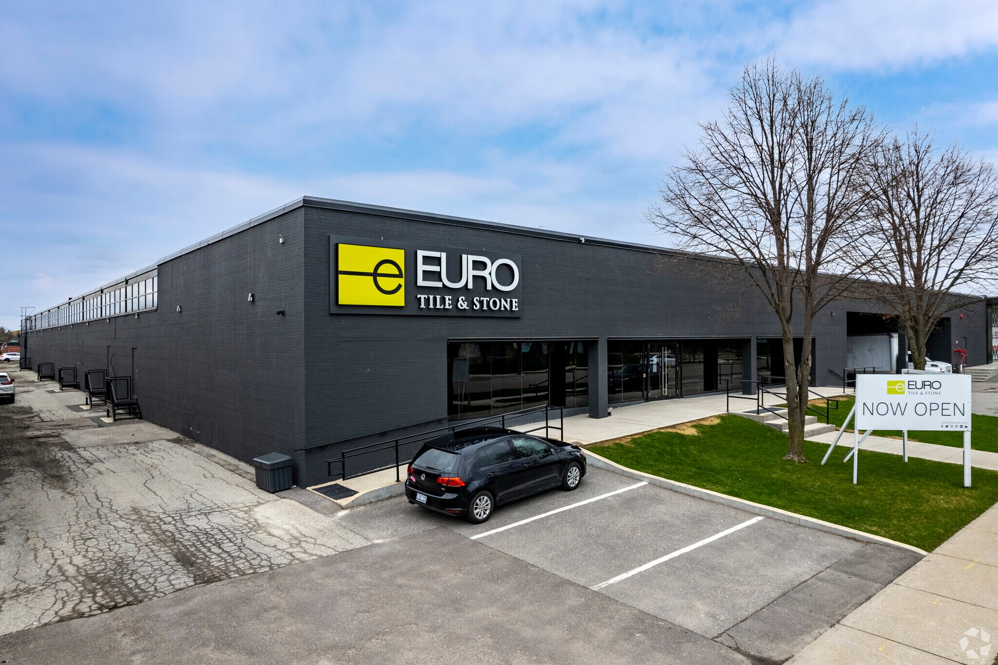 80-100 Dufflaw Rd, Toronto, ON à vendre Photo principale- Image 1 de 1