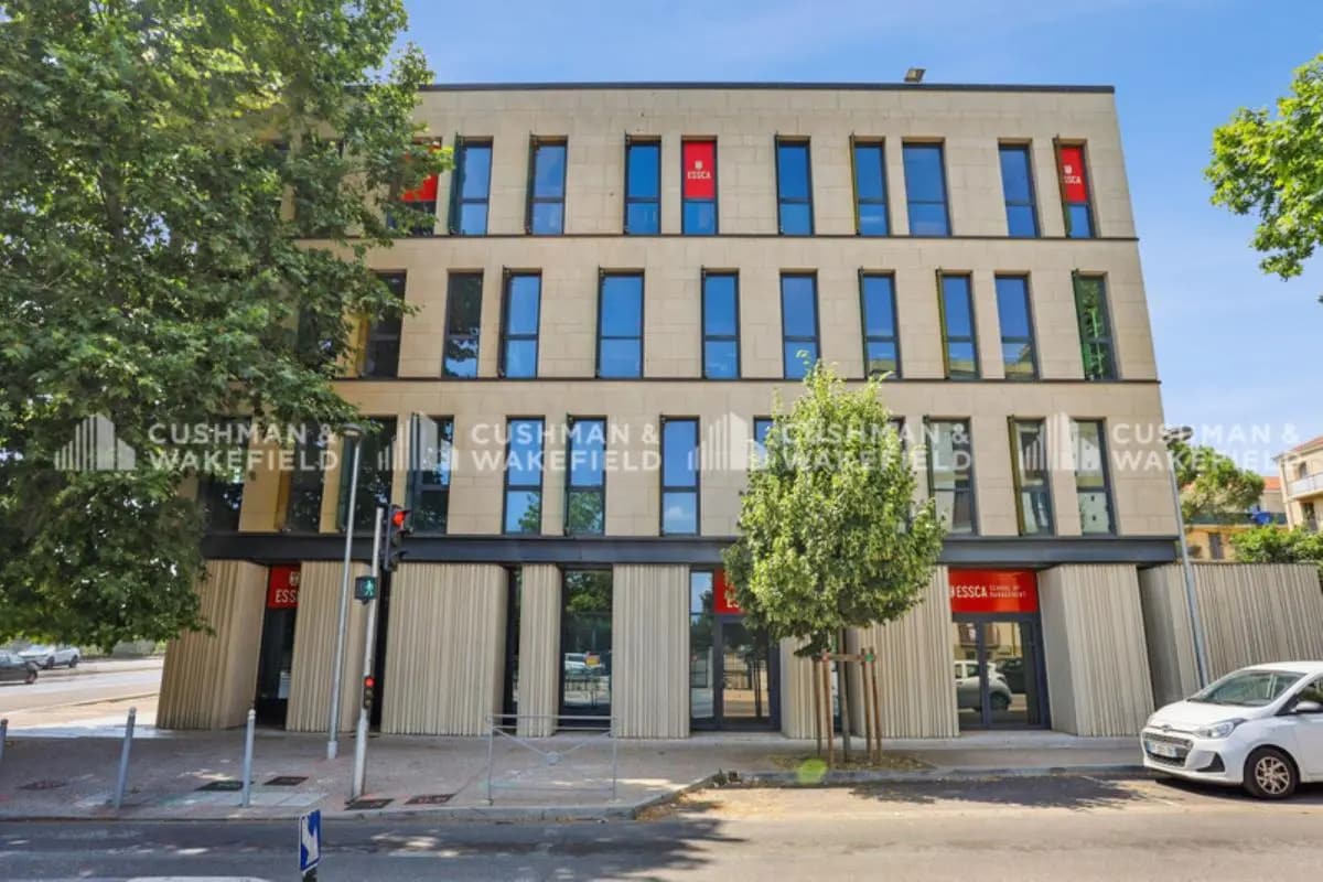Office in Aix-en-Provence for lease Building Photo- Image 1 of 15