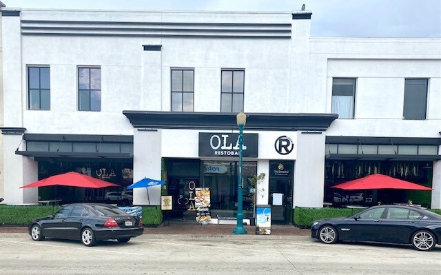 211 N Citrus Ave, Covina, CA à louer - Photo du bâtiment - Image 1 de 7