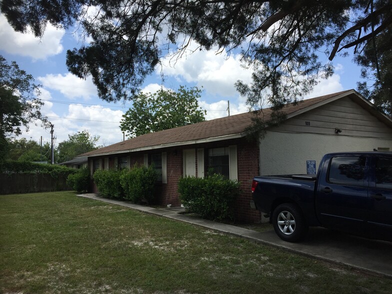 911 E 108th Ave, Tampa, FL for sale - Building Photo - Image 3 of 14