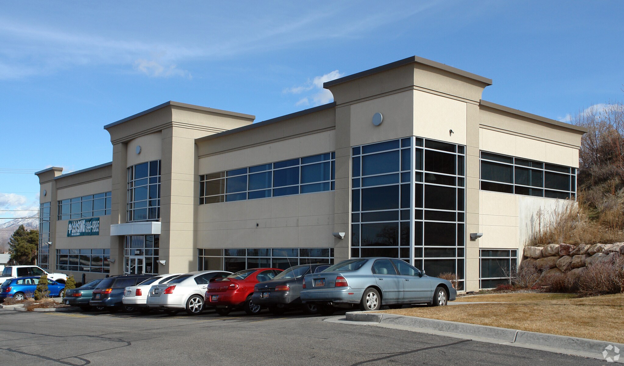 5202 S Freeway Park Dr, Riverdale, UT for lease Primary Photo- Image 1 of 4