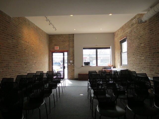 1434 W Montrose Ave, Chicago, IL à vendre - Photo intérieure - Image 3 de 46