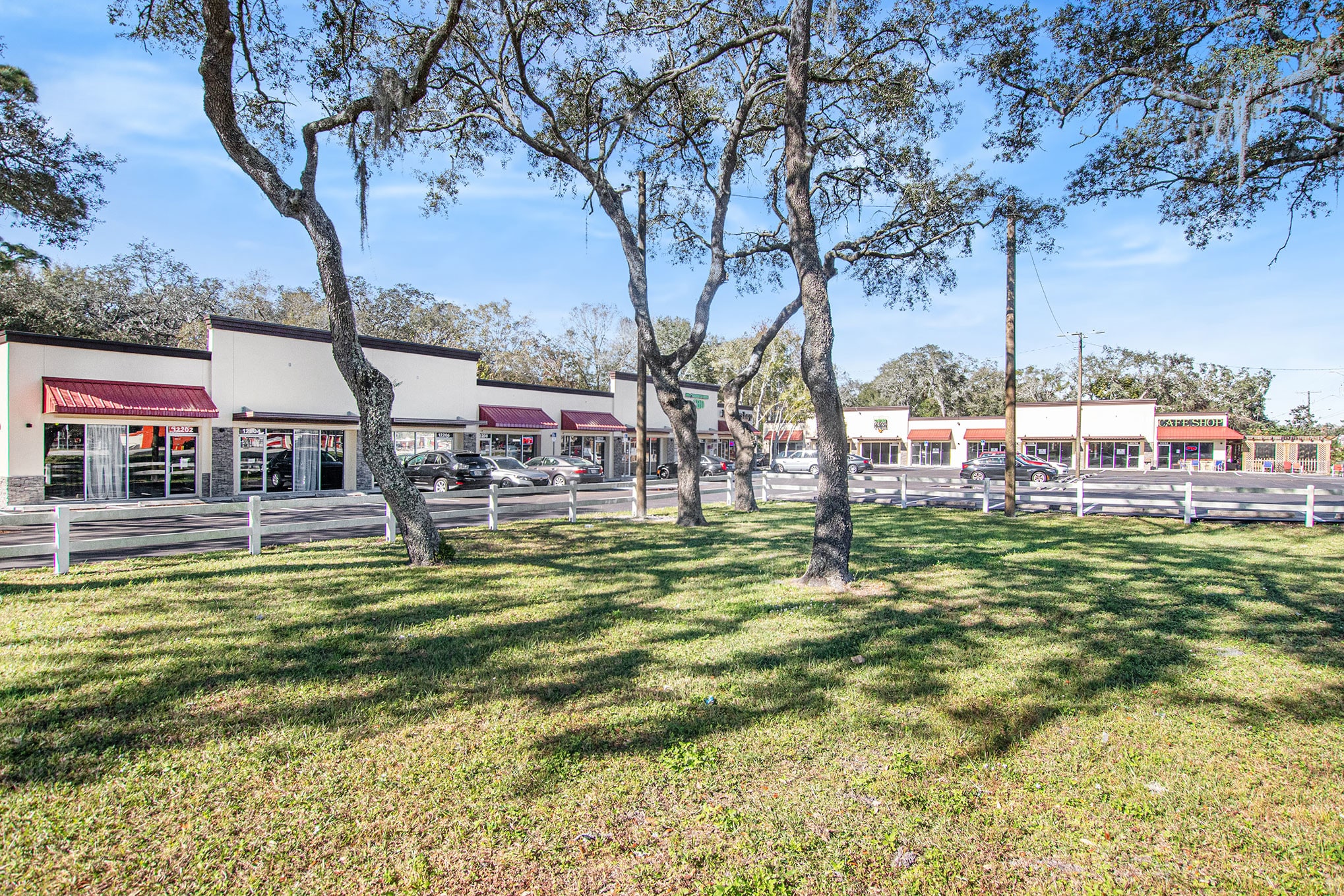 12202-12232 N 56th St, Tampa, FL for lease Primary Photo- Image 1 of 7