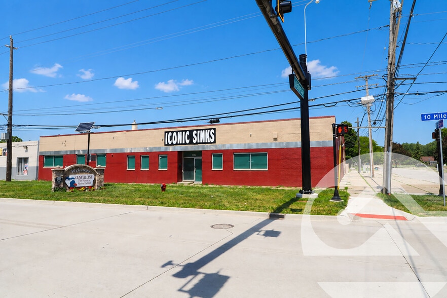 8833 E 10 Mile Rd, Center Line, MI for lease - Building Photo - Image 1 of 1