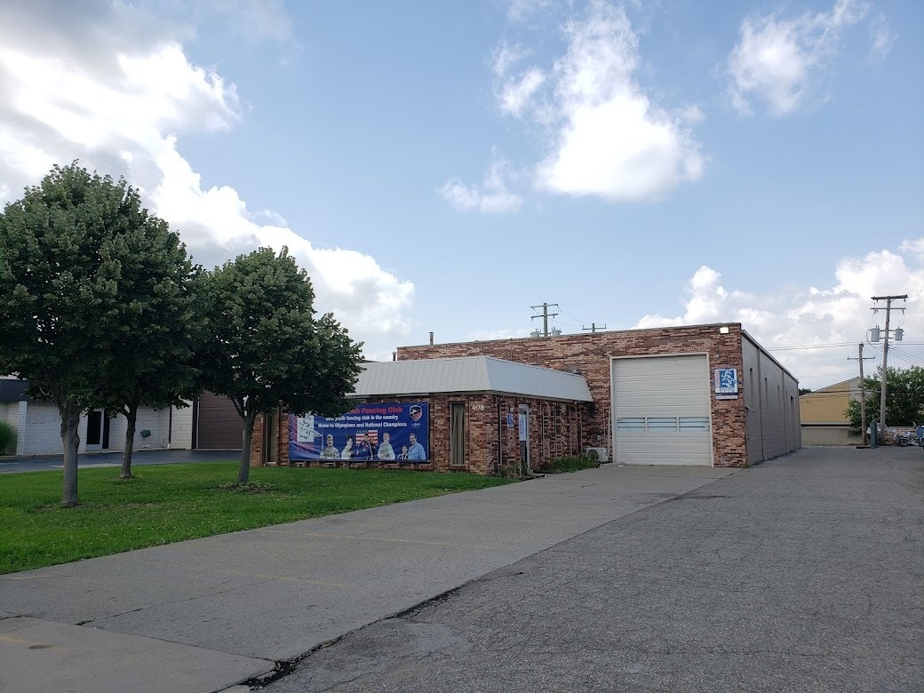 408 Oliver St, Troy, MI for lease Building Photo- Image 1 of 12