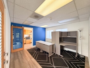 644 N Santa Cruz Ave, Los Gatos, CA à louer Photo intérieure- Image 1 de 10