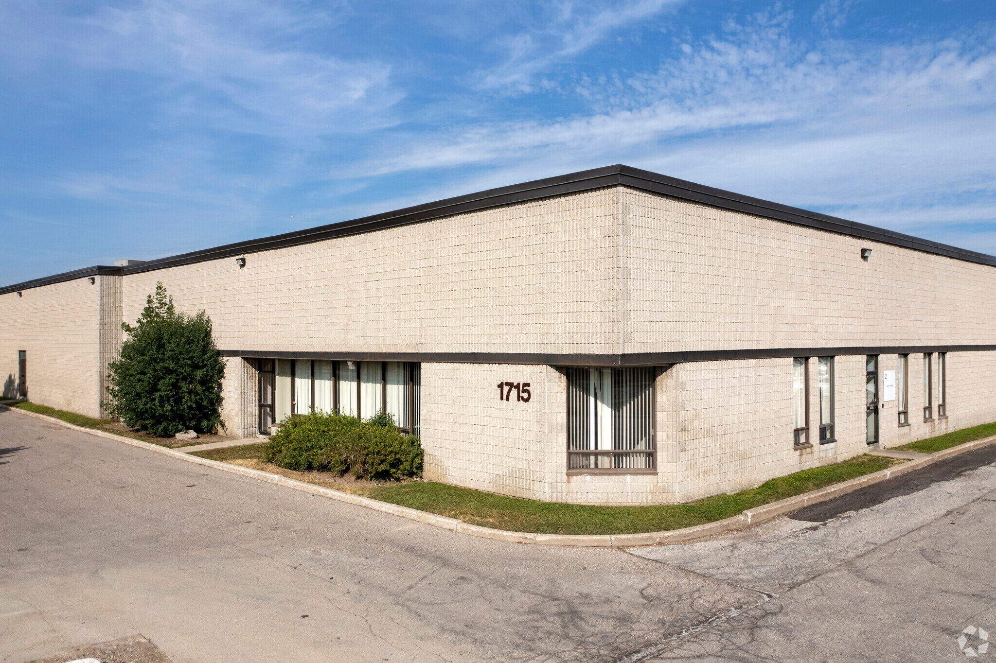 1715 Meyerside Dr, Mississauga, ON à vendre Photo principale- Image 1 de 1