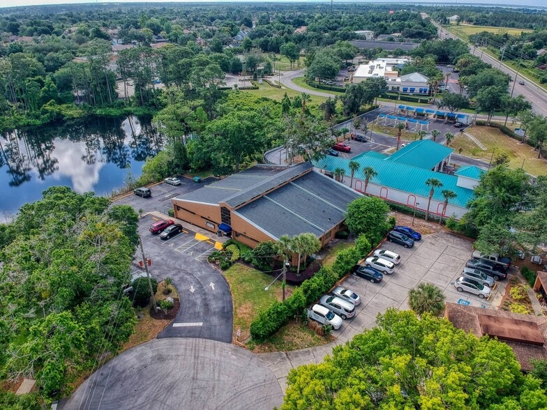 75 Fox Ridge Ct, DeBary, FL à louer - Photo du bâtiment - Image 2 de 4