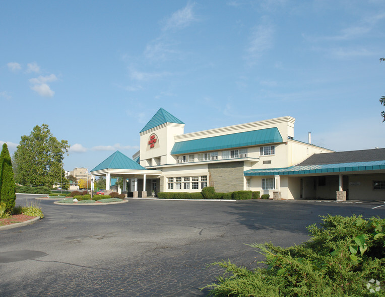 500 Northern Blvd, Albany, NY à vendre - Photo du bâtiment - Image 1 de 1