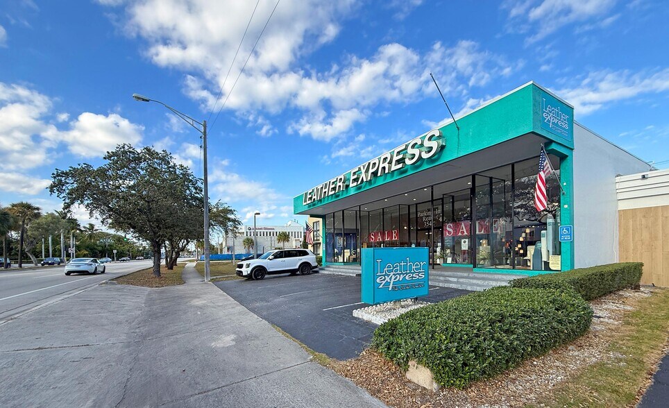 3542 N Federal Hwy, Fort Lauderdale, FL à vendre - Photo du bâtiment - Image 2 de 14