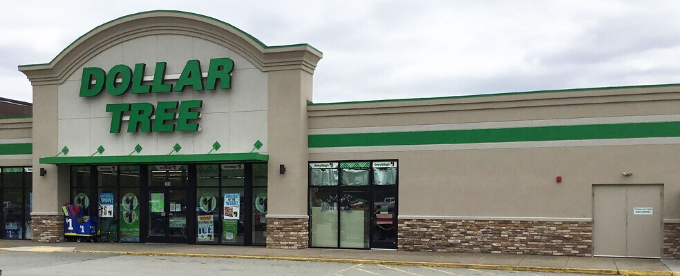 1952 University Dr, Lemont Furnace, PA à louer - Photo du bâtiment - Image 2 de 4