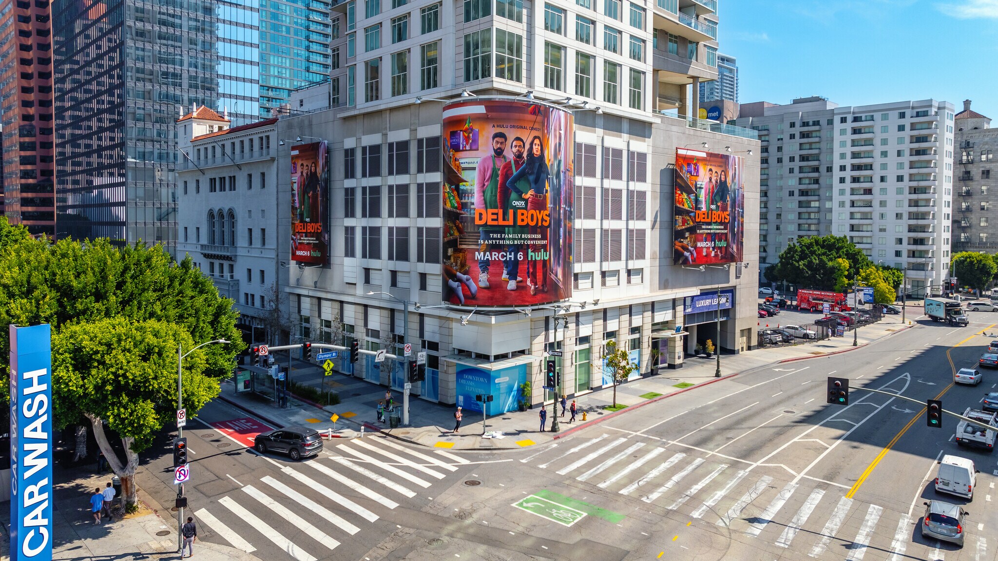 717 W Olympic Blvd, Los Angeles, CA à louer Photo du bâtiment- Image 1 de 12