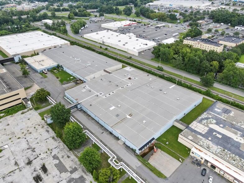 1680-1698 Enterprise Dr, Kingston, NY for lease - Aerial - Image 3 of 4